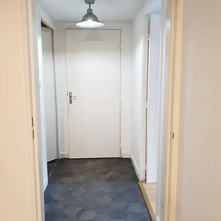 Apartment Hippodrome - Piscine - Parking Free - Metro