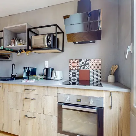 Apartment Hippodrome - Piscine - Parking Free - Metro