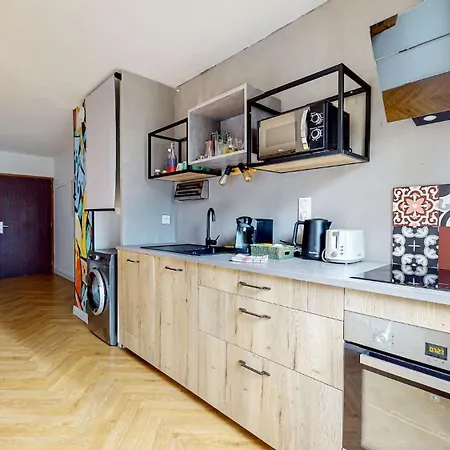 Hippodrome - Piscine - Parking Free - Metro Apartment *